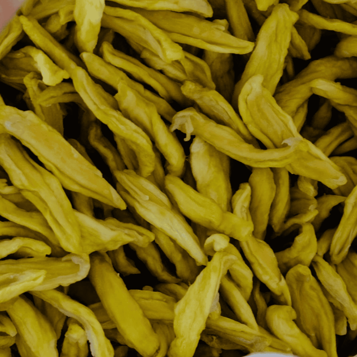 Dried Green Mango Soft Sliced from Vietnam for Export 3
