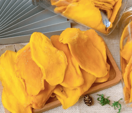 dried-mango-slice.png