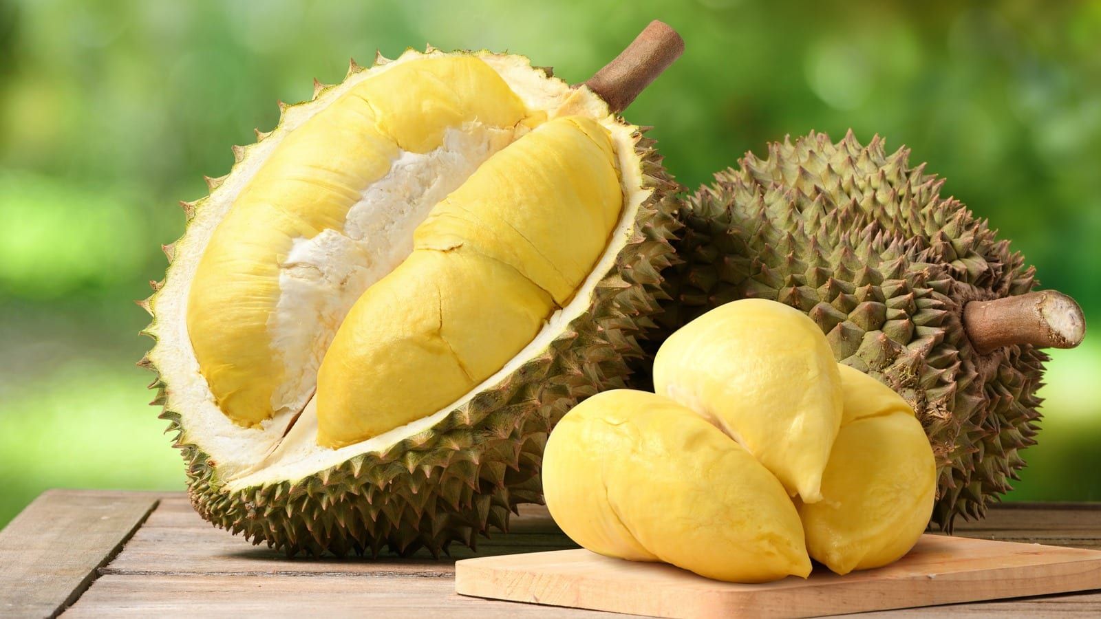 Minister Le Minh Hoan: 'Durian should be a national product'